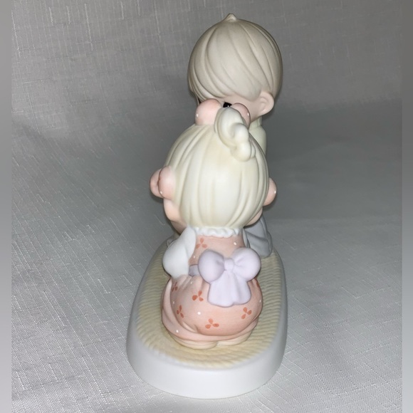 RARE Precious Moments May Your Christmas Be Filled with Sweet Surprises 610018 - Picture 6 of 13